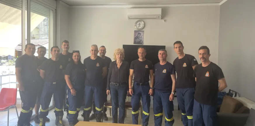 Αναγνωστοπούλου: Στον 1ο Πυροσβεστικό Σταθμό Πατρών, «άμεση ανάγκη για νέο σταθμό, προσλήψεις και στήριξη των πυροσβεστών» Αναγνωστοπούλου: Στον 1ο Πυροσβεστικό Σταθμό Πατρών, «άμεση ανάγκη για νέο σταθμό, προσλήψεις και στήριξη των πυροσβεστών»