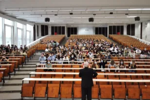 Πανεπιστήμια: Μείωση προγραμμάτων Σπουδών; – Δεν φτάνουν τα 5ετή θα πάμε σε 3ετή πτυχία;
