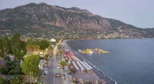 Πελοπόννησος με αυτοκίνητο: Το απόλυτο roadtrip διακοπών 2025