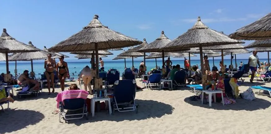 Καιρός αύριο: Μέχρι 35 βαθμούς η θερμοκρασία την Κυριακή - Σε ποιες ορεινές περιοχές θα βρέξει Καιρός αύριο: Μέχρι 35 βαθμούς η θερμοκρασία την Κυριακή - Σε ποιες ορεινές περιοχές θα βρέξει