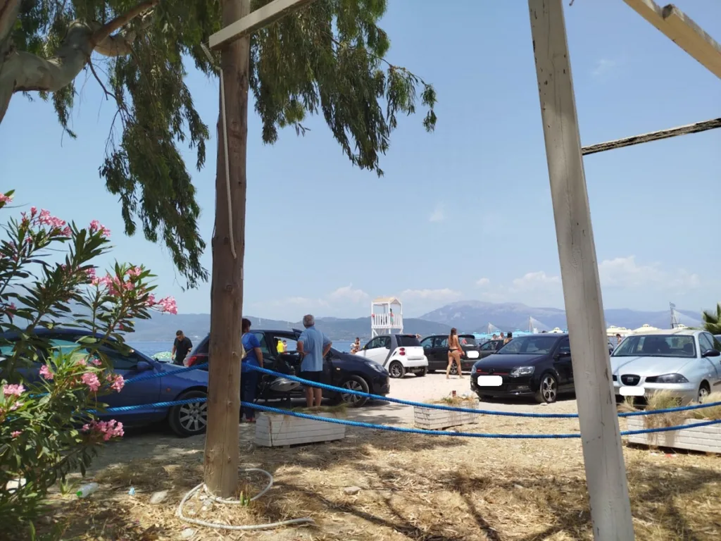 Καστελόκαμπος: Παραλία με… Ι.Χ-ύμα στο κύμα! Επίσημα έγγραφα καταδεικνύουν τις παρανομίες Καστελόκαμπος: Παραλία με… Ι.Χ-ύμα στο κύμα! Επίσημα έγγραφα καταδεικνύουν τις παρανομίες
