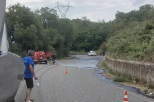 Οξύ «φωτιά» έλιωσε την άσφαλτο! Εφιάλτης…χημείας στον Δαφνιά Μακρυνείας ΦΩΤΟ