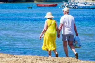 ΔΥΠΑ: 14.871 πήγαν διακοπές τον Μάιο με voucher κοινωνικού τουρισμού