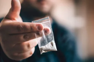 Σύλληψη για διακίνηση ναρκωτικών στην Κάτω Αχαΐα, τι βρέθηκε στην κατοχή του