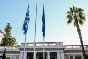 Έκτακτη συνεδρίαση ΚΥΣΕΑ: Η Ελλάδα ανησυχεί και καλεί σε αυτοσυγκράτηση Ισραήλ και Ιράν