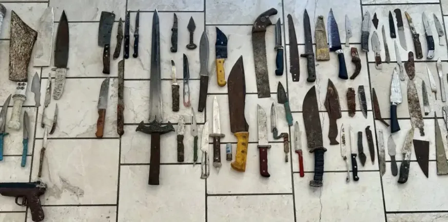 Δολοφονία με οπλοστάσιο τρόμου στη Λαμία στο σπίτι του 43χρονου Δολοφονία με οπλοστάσιο τρόμου στη Λαμία στο σπίτι του 43χρονου