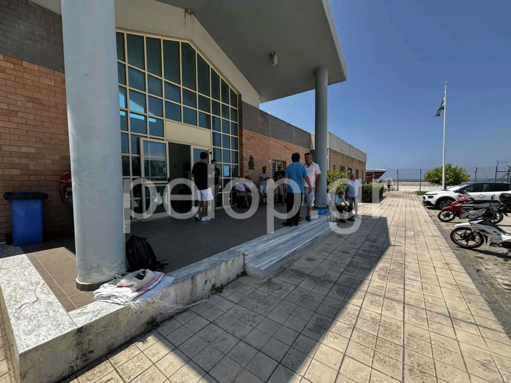 «Φωτιά» στο λιμάνι της Πάτρας – 19 προσαγωγές ναυτεργατών και καταγγελίες για καταστολή του απεργιακού δικαιώματος