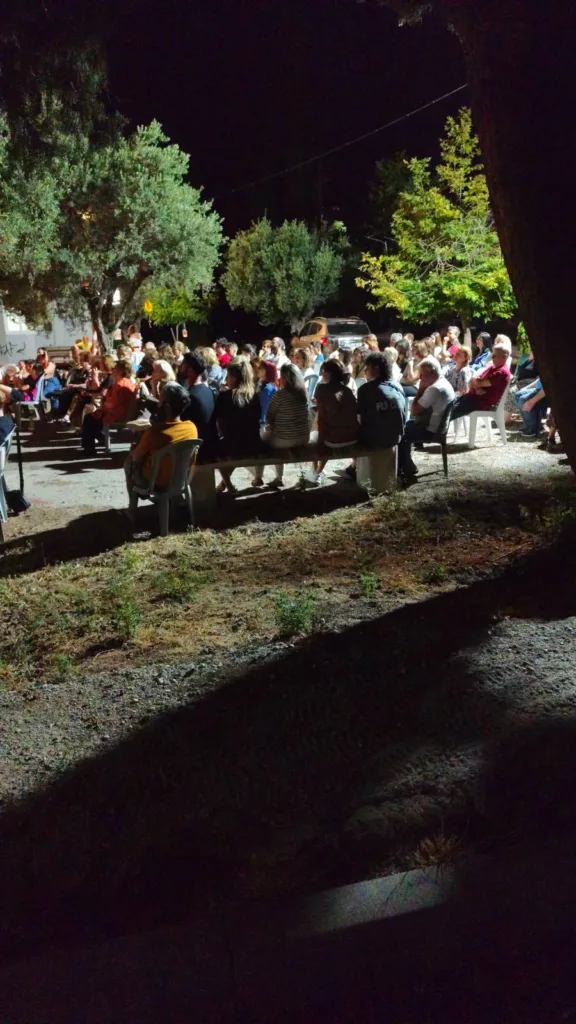 Η “Λοκαντιέρα” του Άρματος Θέσπιδος γοητεύει την Πάτρα, συνεχίζεται η καλοκαιρινή περιοδεία