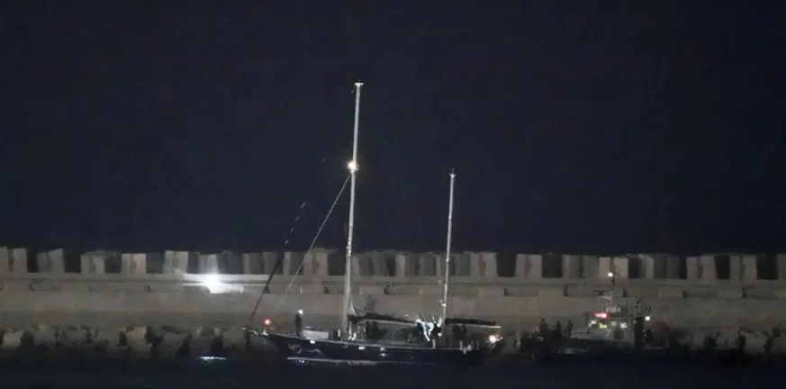 Απελαύνονται οι ακτιβιστές του ιστιοφόρου «Madleen» Απελαύνονται οι ακτιβιστές του ιστιοφόρου «Madleen»