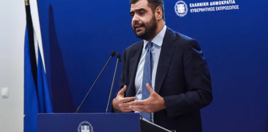 Σε οξύ τόνο η αντίδραση του Παύλου Μαρινάκη στις κατηγορίες του Αλέξη Τσίπρα Σε οξύ τόνο η αντίδραση του Παύλου Μαρινάκη στις κατηγορίες του Αλέξη Τσίπρα