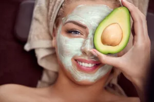 Beauty hacks με φυσικά υλικά: Η ομορφιά ξεκινά από τη φύση
