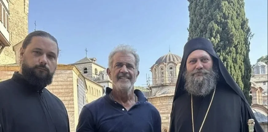 Στο Άγιον Όρος ο Μελ Γκίμπσον – Πνευματικό καταφύγιο στη Μονή Χιλανδαρίου ΦΩΤΟ Στο Άγιον Όρος ο Μελ Γκίμπσον – Πνευματικό καταφύγιο στη Μονή Χιλανδαρίου ΦΩΤΟ