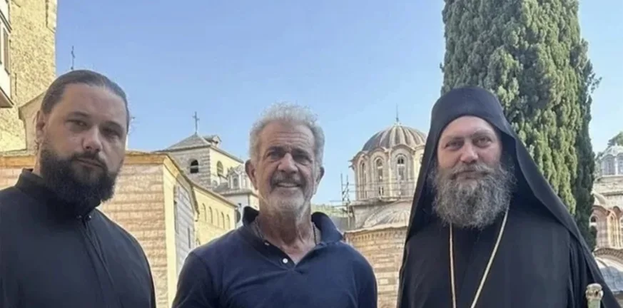 Στο Αγιο Ορος ο Μελ Γκίμπσον - Αγιάστηκε από ορθόδοξο μοναχό ΦΩΤΟ Στο Αγιο Ορος ο Μελ Γκίμπσον - Αγιάστηκε από ορθόδοξο μοναχό ΦΩΤΟ