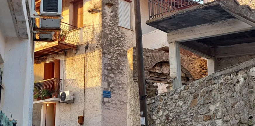 Συγκλονίζει η διπλή δολοφονία υπερηλίκων στη Μεσσηνία: Με ψαλίδι τους σκότωσε ο 61χρονος γιος τους Συγκλονίζει η διπλή δολοφονία υπερηλίκων στη Μεσσηνία: Με ψαλίδι τους σκότωσε ο 61χρονος γιος τους