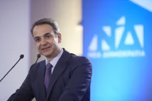 Metron Analysis: Μεγάλο προβάδισμα της ΝΔ 15,4 μονάδων από το ΠΑΣΟΚ, τρίτη η Πλεύση