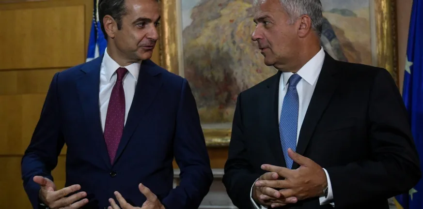 Από παραιτήσεις σε ανασχηματισμό: Το σκάνδαλο του ΟΠΕΚΕΠΕ προκαλεί ντόμινο στην κυβέρνηση Από παραιτήσεις σε ανασχηματισμό: Το σκάνδαλο του ΟΠΕΚΕΠΕ προκαλεί ντόμινο στην κυβέρνηση