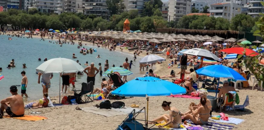 Αγίου Πνεύματος 2025: Ποιοι δεν δουλεύουν, τι μένει ανοιχτό – Η πρώτη μεγάλη ανάσα του καλοκαιριού, ποιες αργίες ακολουθούν Αγίου Πνεύματος 2025: Ποιοι δεν δουλεύουν, τι μένει ανοιχτό – Η πρώτη μεγάλη ανάσα του καλοκαιριού, ποιες αργίες ακολουθούν