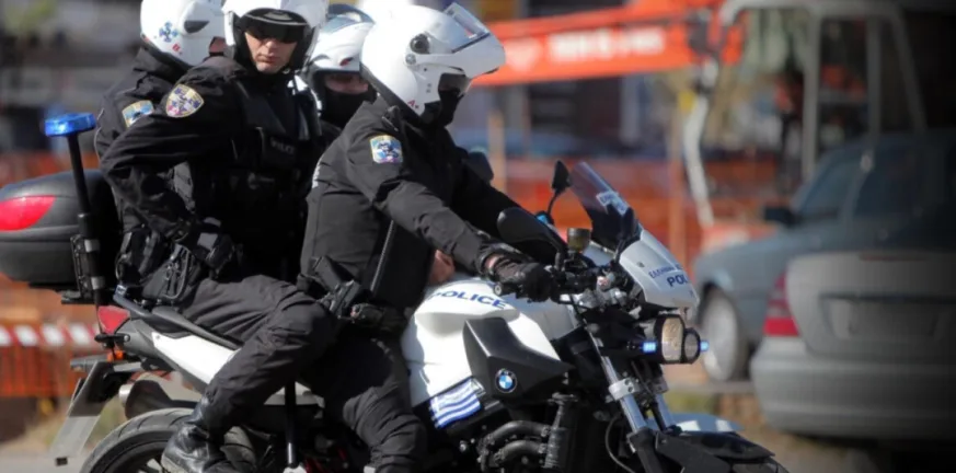 Θεσσαλονίκη: 44χρονος συνελήφθη για σεξουαλική παρενόχληση γειτόνισσας Θεσσαλονίκη: 44χρονος συνελήφθη για σεξουαλική παρενόχληση γειτόνισσας