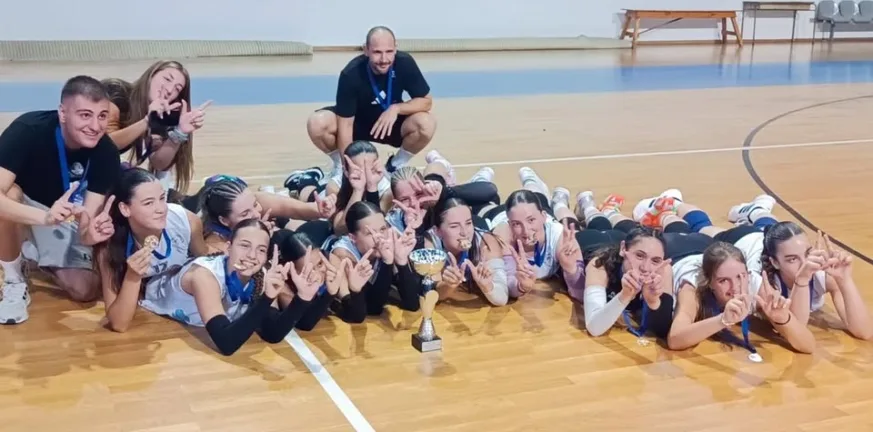 Πρωταθλήτριες Πελοποννήσου οι Παγκορασίδες του Απόλλωνα Πρωταθλήτριες Πελοποννήσου οι Παγκορασίδες του Απόλλωνα