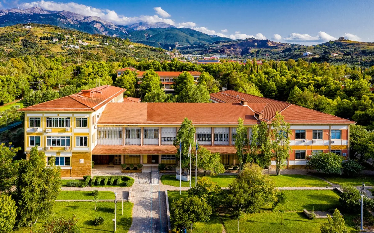 Αναγκαιότητα ο ασφαλής δρόμος προς τις εγκαταστάσεις του Πανεπιστημίου