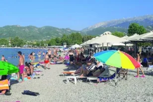 Γάλλοι, Γερμανοί, Ελβετοί, Βαλκάνιοι τουρίστες έρχονται φέτος στην Αχαϊα-Δείτε ποια είναι η αύξηση