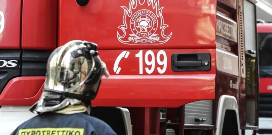 Λαμπάδιασε αυτοκίνητο απέναντι από το νοσοκομείο «Αγ. Ανδρέας», τρόμος! Λαμπάδιασε αυτοκίνητο απέναντι από το νοσοκομείο «Αγ. Ανδρέας», τρόμος!