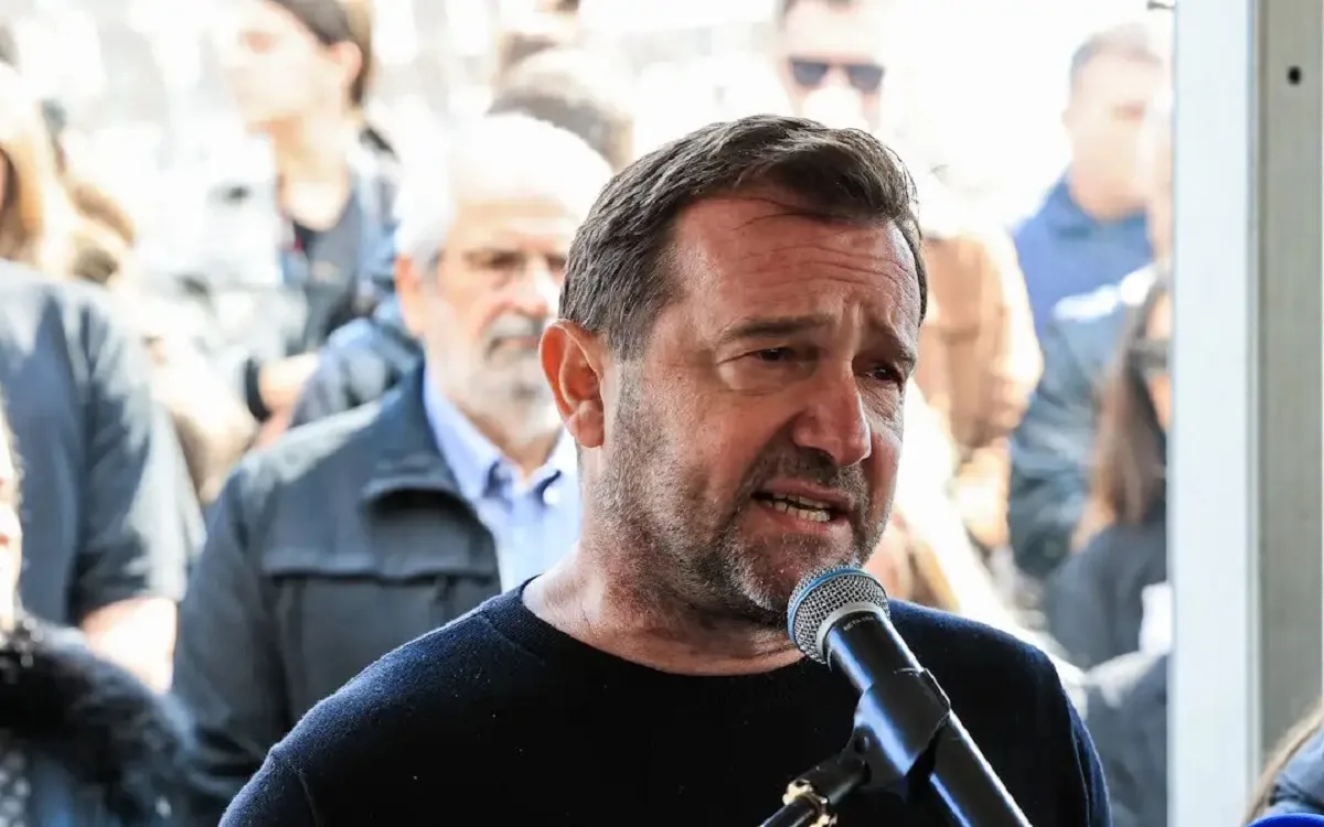 «Μας κορόιδευαν ή και η Κοβέσι είναι μέσα στο κόλπο και είναι ξετσίπωτη. Ε ρε δούλεμα που έπεσε», η ανάρτηση του Πλακιά