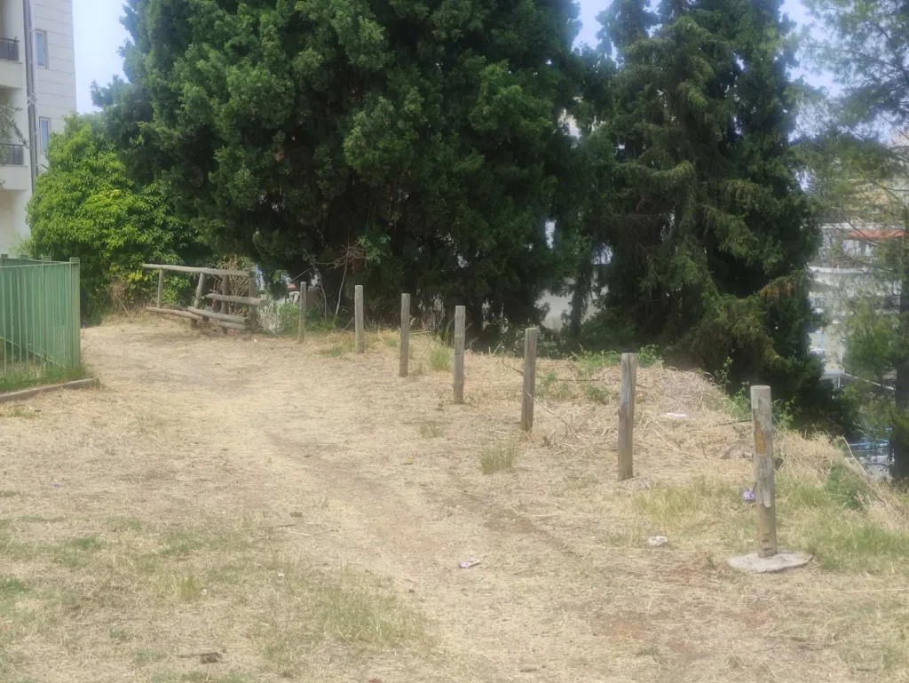 Αρόη Πατρών: Εγκατάλειψη και ανασφάλεια, αδιαφορία του Δήμου καταγγέλλουν οι κάτοικοι Αρόη Πατρών: Εγκατάλειψη και ανασφάλεια, αδιαφορία του Δήμου καταγγέλλουν οι κάτοικοι