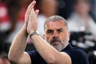 Ο Ποστέκογλου για την κατάκτηση του Europa League: «Ήταν το πεπρωμένο μου»