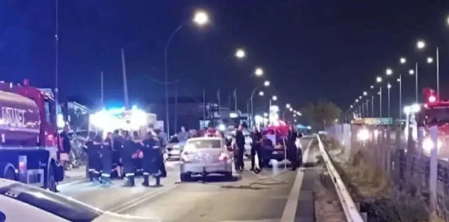 Αθηνών – Λαμίας: Εθελόντρια της Πυροσβεστικής παρασύρθηκε από αυτοκίνητο την ώρα κατάσβεσης φωτιάς Αθηνών – Λαμίας: Εθελόντρια της Πυροσβεστικής παρασύρθηκε από αυτοκίνητο την ώρα κατάσβεσης φωτιάς