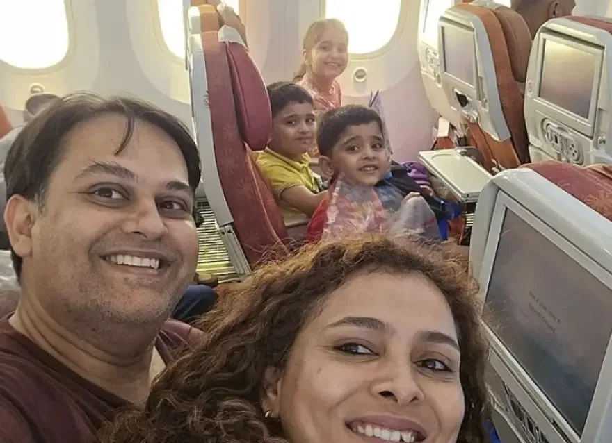 Ινδία-Συντριβή αεροσκάφους: Τραγική selfie οικογένειας, το ταξίδι για μια νέα αρχή που κατέληξε τραγωδία