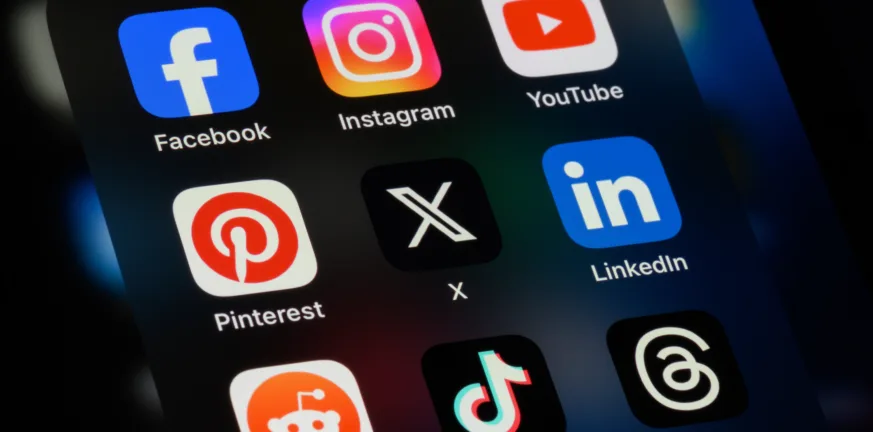 Έρευνα: Τα social media ξεπερνούν την τηλεόραση στην ενημέρωση Έρευνα: Τα social media ξεπερνούν την τηλεόραση στην ενημέρωση
