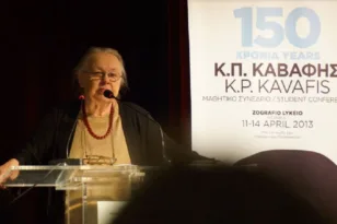 Το σύνολο της βιβλιοθήκης του Μήτσου Αλεξανδρόπουλου και της Σόνιας Ιλίνσκαγια βρίσκεται πλέον στην Αμαλιάδα