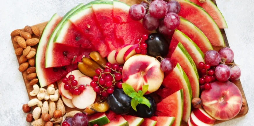 Superfoods του καλοκαιριού: Η απόλυτη λίστα ευεξίας για το σώμα και το δέρμα σου! Superfoods του καλοκαιριού: Η απόλυτη λίστα ευεξίας για το σώμα και το δέρμα σου!