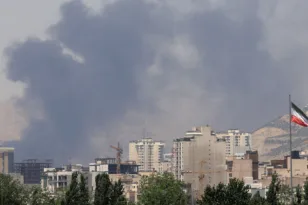 Ο Νετανιάχου καλεί τους Ιρανούς να εγκαταλείψουν την Τεχεράνη – Κλιμακώνεται η σύγκρουση Ισραήλ-Ιράν