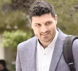 Η απόφαση του Εκλογοδικείου για 297 βουλευτές: Το πρωτοφανές της Βουλής και η δεδηλωμένη