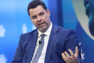 Η δέσμευση του Θανάση Κοντογεώργη για ανάμιξη της Ελλάδας στις εχθροπραξίες στη Μέση Ανατολή