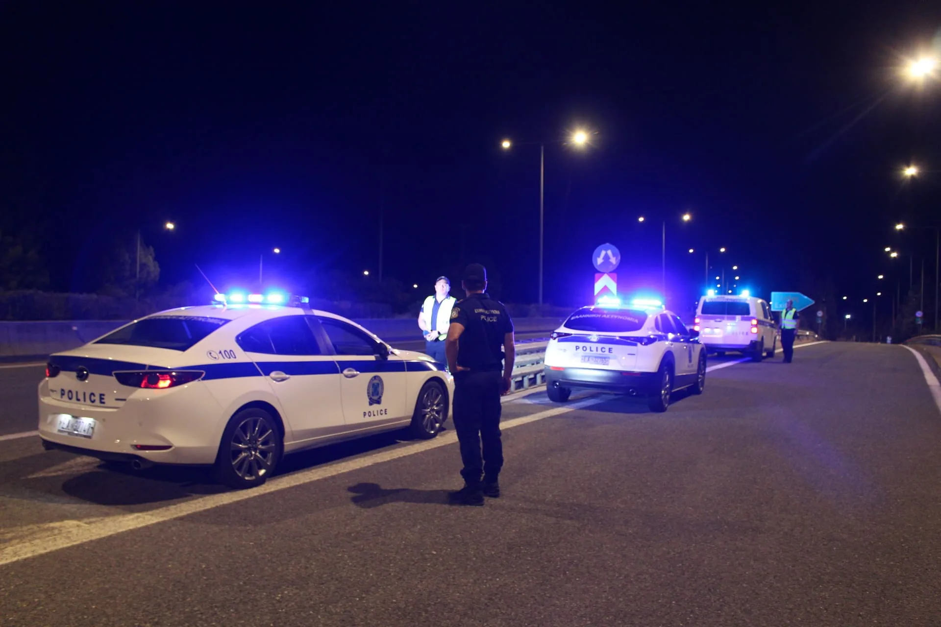 Πάτρα: Σφοδρή μετωπική σύγκρουση δύο ΙΧ στον Άγιο Βασίλειο