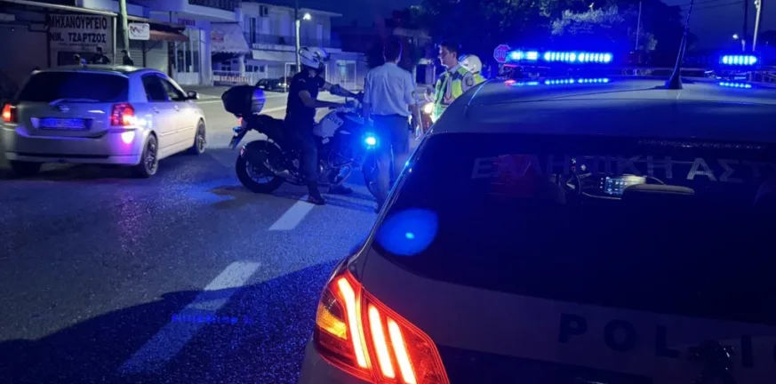 Αγρίνιο: Παράσυρση 15χρονου στο Δοκίμι ΦΩΤΟ Αγρίνιο: Παράσυρση 15χρονου στο Δοκίμι ΦΩΤΟ