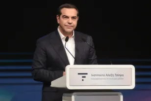 Τσίπρας: Ανάγκη για νέο εθνικό σχέδιο ανάταξης και παγκόσμια συμμαχία απέναντι στην Ακροδεξιά