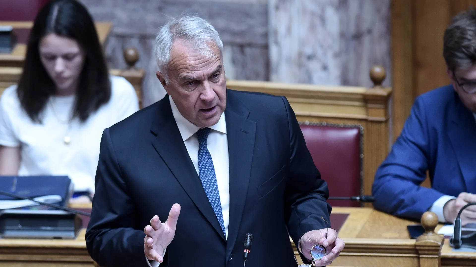 Το παρασκήνιο με τις παραιτήσεις Βορίδη, Χατζηβασιλείου Σταμενίτη και Μπουκώρου.Τι προηγήθηκε, τι ισχύει, τι θα γίνει 