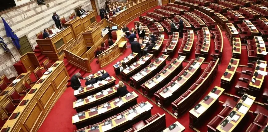 Στην Ολομέλεια η πρόταση Καρυστιανού για Προανακριτική κατά 11 πολιτικών: Μέχρι και «έσχατη προδοσία» στο κατηγορητήριο Στην Ολομέλεια η πρόταση Καρυστιανού για Προανακριτική κατά 11 πολιτικών: Μέχρι και «έσχατη προδοσία» στο κατηγορητήριο