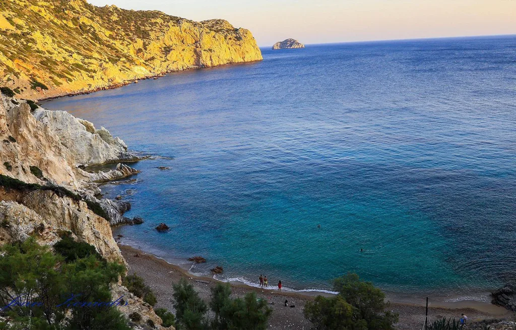 Στα ίχνη του ανεξερεύνητου: Μονοπάτια προς το απόλυτο μπλε!