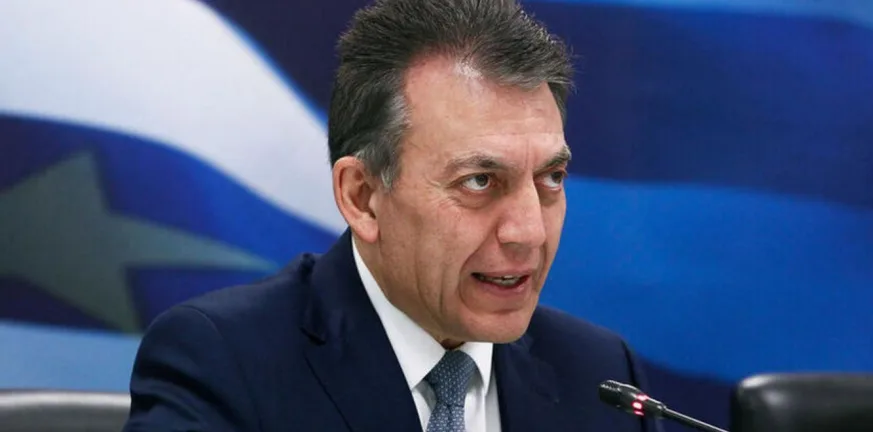 Βρούτσης προς Ολυμπιακό και Παναθηναϊκό: «Καμία ανοχή, δέσμευση ή οριστική διακοπή του πρωταθλήματος»