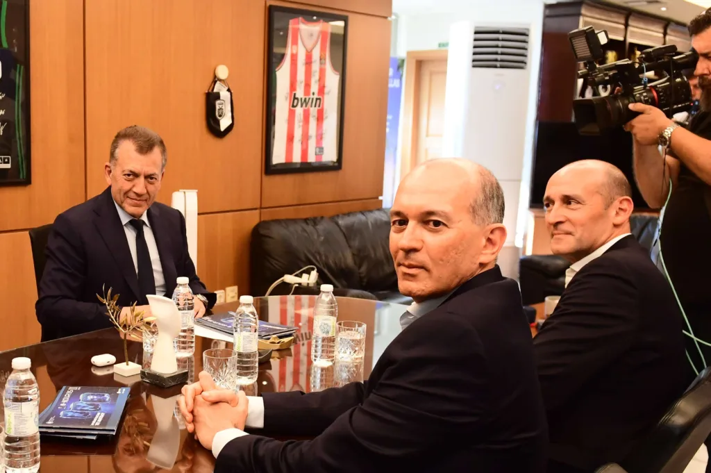 Η θέση των Αγγελόπουλων για να συνεχιστεί το πρωτάθλημα: «Καμία εξομοίωση με τον κύριο Γιαννακόπουλο»