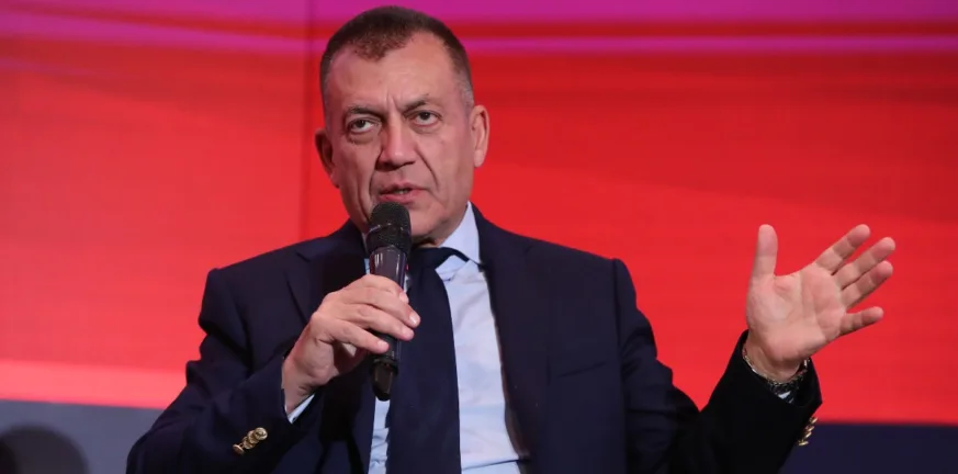 Βρούτσης: Αυτή θα είναι η τιμωρία Ολυμπιακού και Παναθηναϊκού εάν διακοπεί το πρωτάθλημα Βρούτσης: Αυτή θα είναι η τιμωρία Ολυμπιακού και Παναθηναϊκού εάν διακοπεί το πρωτάθλημα