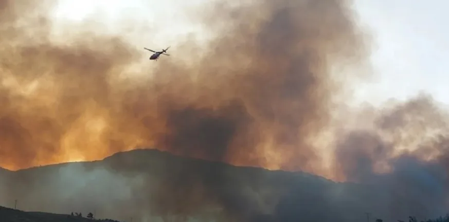 Χίος στις φλόγες για τρίτη μέρα: 17 οικισμοί έχουν εκκενωθεί, ενδείξεις εμπρησμού βλέπει ο Κεφαλογιάννης Χίος στις φλόγες για τρίτη μέρα: 17 οικισμοί έχουν εκκενωθεί, ενδείξεις εμπρησμού βλέπει ο Κεφαλογιάννης