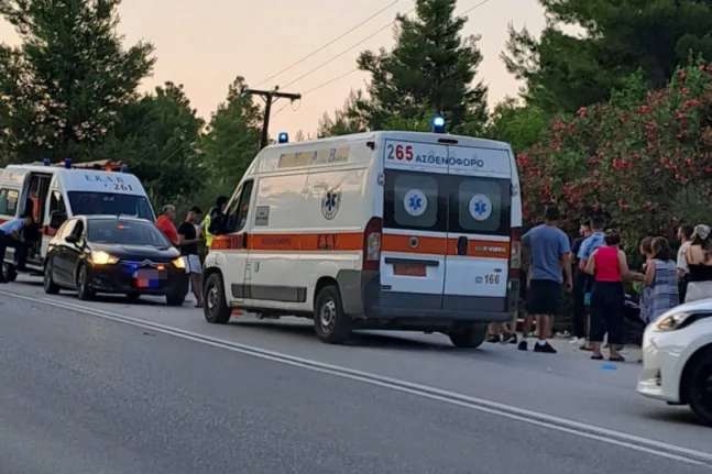 Χαλκιδική: Ελεύθερος ο 19χρονος που έπεσε με αυτοκίνητο σε στάση λεωφορείου