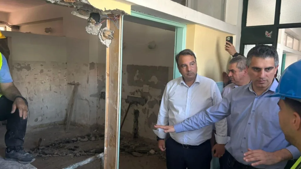Επίσκεψη του Δήμα στην Αιτωλοακαρνανία: Έργα ανακαίνισης σε 9 σχολεία στο πρόγραμμα «Μαριέττα Γιαννάκου»