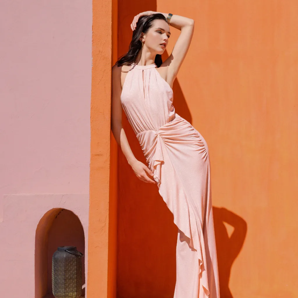 Καλεσμένη σε Γάμο: 5+1 Looks που θα εντυπωσιάσουν!